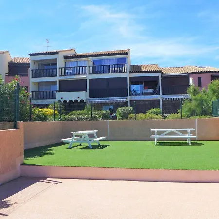 Les Eaux Vives 1 & 2-2 By Interhome Saint-Pierre-la-Mer (Aude)