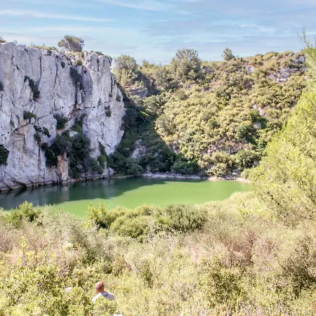 Les Eaux Vives 1 & 2-2 By Interhome Appartamento